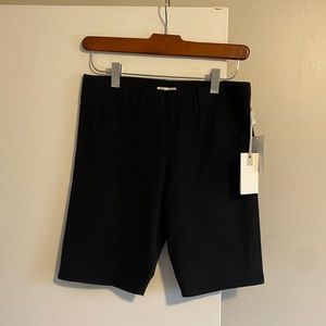 NWT Good American Essential Bike Short